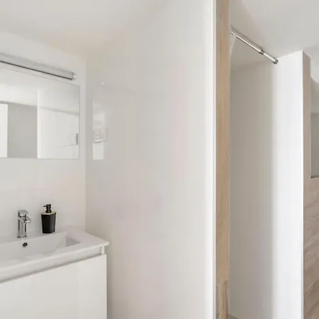 200 M Avec Terrasse Et Jardin Apartment *